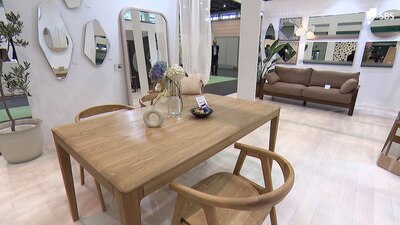 「品質と仕上がり確認して」新作家具一堂に「シズオカKAGUメッセ」開幕　トレンドは…「おうち時間」