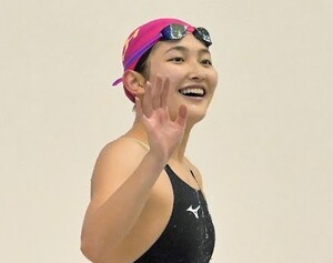 静岡県高校総体競泳・女子50メートル自由形の鈴木月渚（飛龍）が県高校新で3連覇！