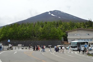 富士登山シーズンいよいよ到来！初めての人向けに、人気の登山ルートをご紹介します