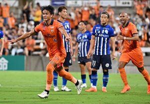 清水 ホームで山形に3‐0快勝！司令塔乾の復帰で3試合ぶりの白星【J2第34節速報】