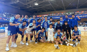 東レアローズがウルフドッグス名古屋に1勝1敗　峯村雄大キャプテン「会場の一体感が力になった」3勝目は満員の地元三島で