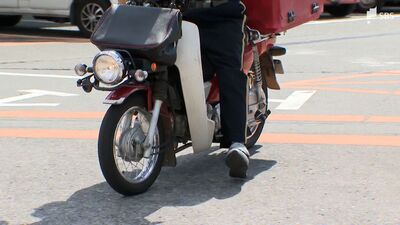 「バイクが故障で不足　1台でも多く使いたかった」廃車バイクに別のナンバーを付け替え郵便配達か　元函南郵便局長を書類送検＝静岡県警