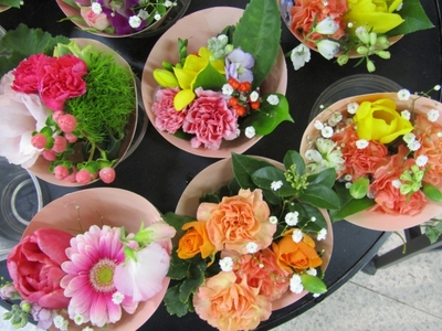 切り花を長持ちさせるには？静岡市の老舗生花店で伝授。暮らしの中で気軽に花を楽しむ7つのヒント！