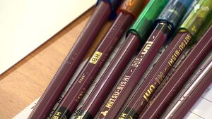 公立高校で一斉に入学試験　受験生は緊張した表情で会場に　合格発表は3月14日=静岡