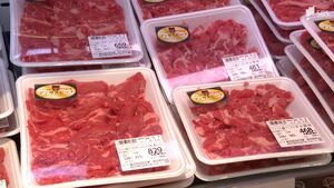 「家計が厳しい」「払うしかないから」牛肉にガソリン…生活に影響　一時1ドル160円台に　止まらない円安