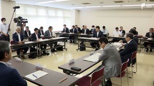 「東部・伊豆に目を向けてもらいたい」 伊豆半島7市6町首長会議で鈴木知事への要望示す＝静岡県