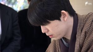 将棋・王将戦は藤井聡太七冠の白星スタート  永瀬拓矢九段を下す...戦いの舞台は京都へ=静岡・掛川市