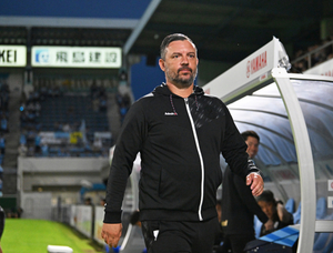 ジュビロ磐田、ルヴァンカップでJ1のガンバ大阪に2-1で勝利！ハッチンソン監督が選手に称賛のコメント送る