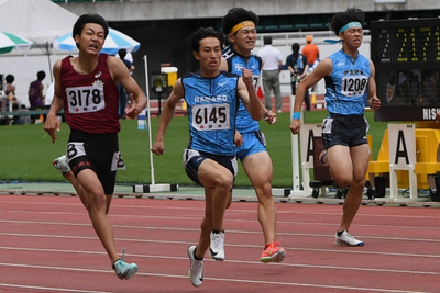 静岡県高校総体の陸上、男子200メートルを制した間木悠喜選手（浜松工）！熱戦が繰り広げられたレースの様子を振り返る！