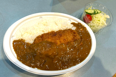 【食事処 栄蔵】20種類以上の家庭料理を味わえる定食屋さんの大人気メニュー、カツカレーを実食！／静岡市