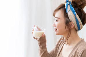 ダイエットや美容効果も期待できる「第三のミルク」！管理栄養士が教える、おすすめの飲み方