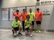 島田駅で集合写真を撮影