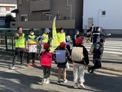 校門前でお見送り