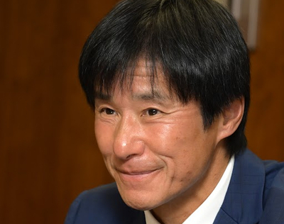 ゴン節全開！アスルクラロ沼津の中山雅史監督がキャリア1年目に感じた“マネジメントの難しさ”