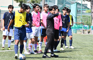 【招集選手一覧】サッカーU-16静岡県選抜が強化練習会で藤枝東高とトレーニングマッチ！国民スポーツ大会出場目指して候補選手たちがアピール！