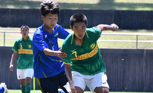 ＜全国中学校体育大会サッカー＞全国優勝を狙う静岡学園中のゲームメーカー山田栞汰は冷静沈着。岡島監督「1人だけ違う世界でプレーできる」