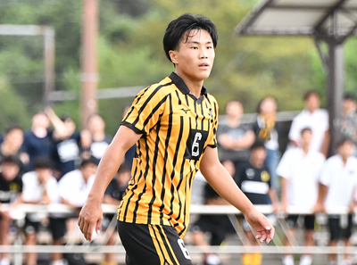 ＜プリンスリーグ東海＞昇格1年目の東海大翔洋が4位と奮闘中。2年生MF西尾周賢のロングスローが相手の脅威に！清水ユース戦でも同点弾の起点に。
