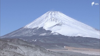 「救助費用を自己負担にすべき」救助相次ぐ閉山期の富士山めぐり地元から声 静岡知事「議論の余地ある」国含めた検討を