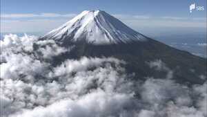 静岡はどうする?山梨県が富士山での遭難者ヘリコプター救助の有料化検討 9月議会に条例案提出へ