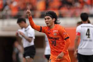 清水エスパルス5試合ぶりの勝利 高木践が頭で!左足で!2発 神戸に3-2【J1リーグ第18節速報】