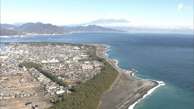 「いつまでもこの自然を維持していくことに尽きる」富士山世界遺産の構成資産・三保松原で清掃活動＝静岡市清水区