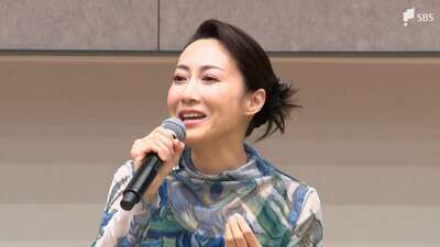 「誰かの元気になる歌を歌いたい」一青窈さんが大学病院の小児科病棟で“院内ライブ” 子どもたちを前に『ハナミズキ』など熱唱＝浜松市