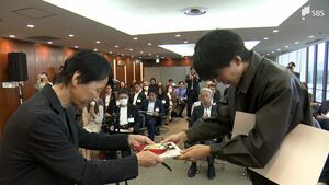 音で伝える「SBSラジオCMコンテスト」表彰式 応募7444作品、入賞25作品はCMとして放送=静岡