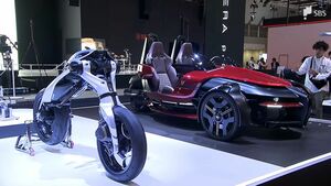 「50ccに置き換わるようなモデルを」約500社が参加のジャパンモビリティショー 転換期を迎えたバイクメーカーが提供する新たな選択肢