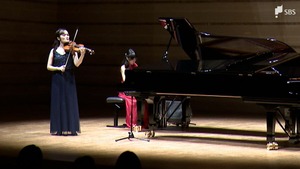 バイオリンやピアノの美しい音色が魅了約500人招待し「秋の福祉コンサート」=静岡市葵区