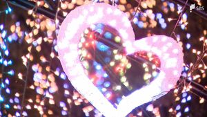 17万4000球の光!静岡市中心街で「青葉シンボルロードイルミネーション」点灯式 幻想的な雰囲気に包まれる=静岡