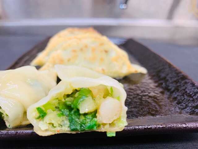 餃子酒場 鼎 かなえ 御殿場市 アットエス