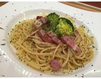 北海道チーズdining グスターレ 富士宮市 アットエス