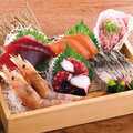肉だけじゃない！海の幸福♪刺身6点盛り