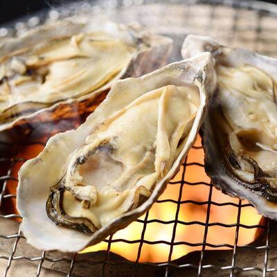 みんなで焼き牡蠣！