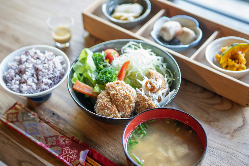 満緑カフェ