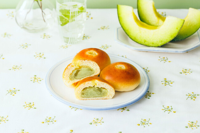 木村屋總本店】<新商品>8月1日から、静岡県産クラウンメロンのソース 木村屋總本店】<新商品>8月1日から、静岡県産クラウンメロンのソース