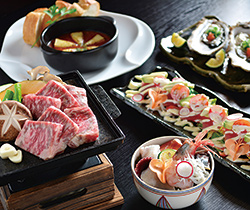 手前から「気まぐれミニ散らし寿司」970円、「あしたか牛の石焼き」1850円、「カマンベールとトマトのグラタン」850円、「生ガキ」900円、「鮪とアボカド」780円
