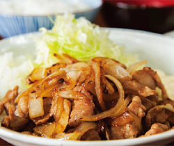 「焼肉定食」（ご飯・味噌汁・漬物付き）