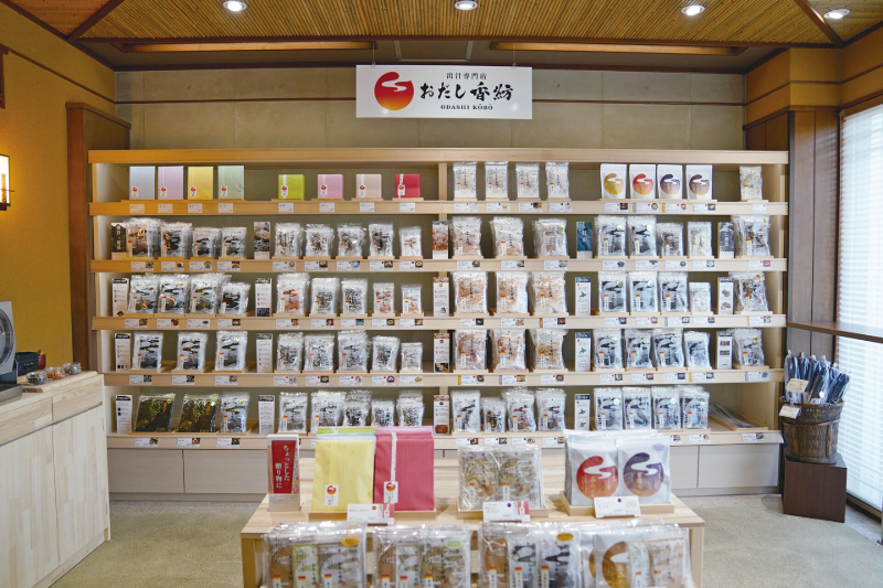 リニューアルした店舗内装