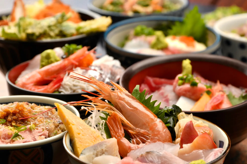 初島漁師の丼合戦