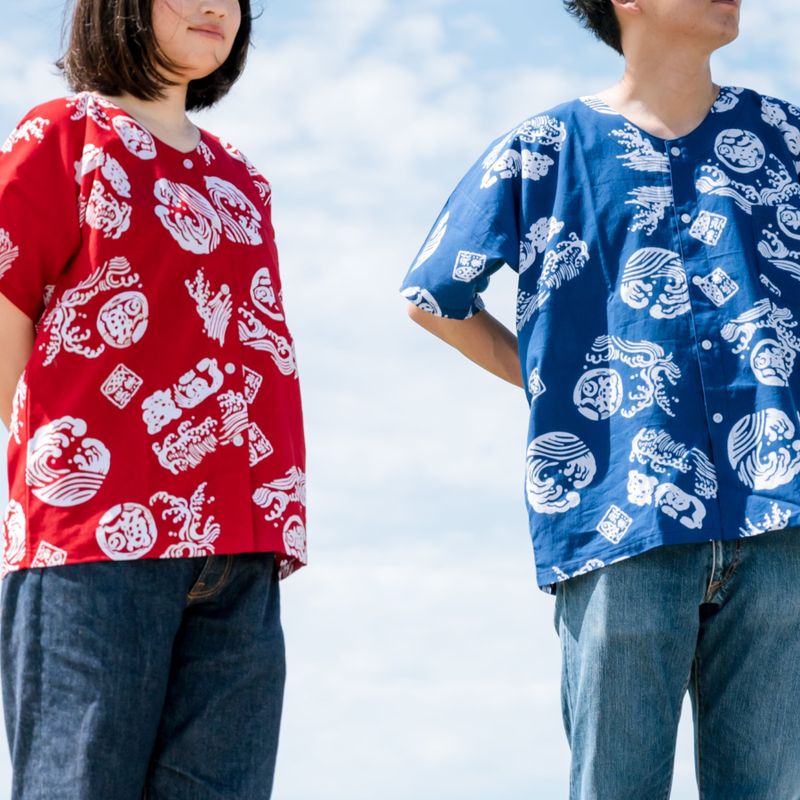 焼津の夏を彩る「魚河岸シャツ」！粋な柄と職人技が光るご当地シャツの 見本魚河岸シャツ半袖カツオ柄水玉