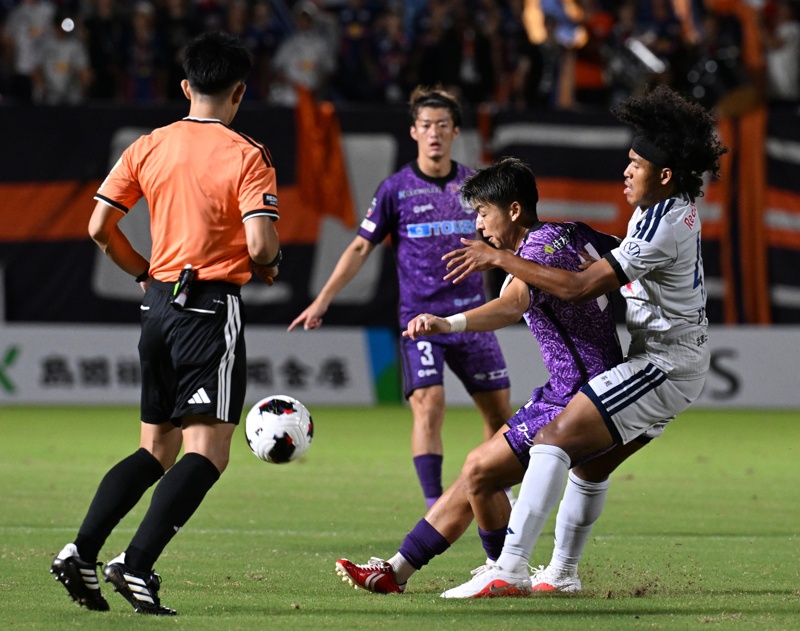 フォト】藤枝MYFC、ホームで大宮と対戦。前半真鍋が先制、しかし勝利