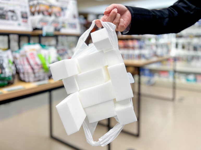 工場直売所の詰め放題】大掃除に超〜便利！アズマ工業のメラミン