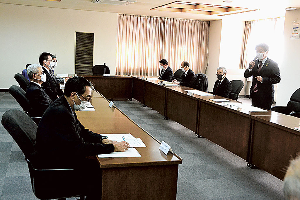今後の活動などについて意見を交わした協議会＝静岡市葵区の静岡商工会議所