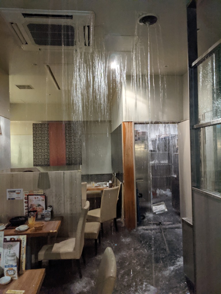 静岡駅アスティ漏水事故 配管破損の原因 対策は あなたの静岡新聞 深堀り情報まとめ 知っとこ 静岡駅アスティ漏水事故 配管破損の原因 対策は あなたの静岡新聞 深堀り情報まとめ 知っとこ