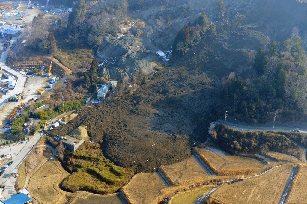 ２０１４年に土砂崩れが発生した大阪府豊能町の現場。府の土砂規制の緩さや行政対応の問題が浮き彫りになった