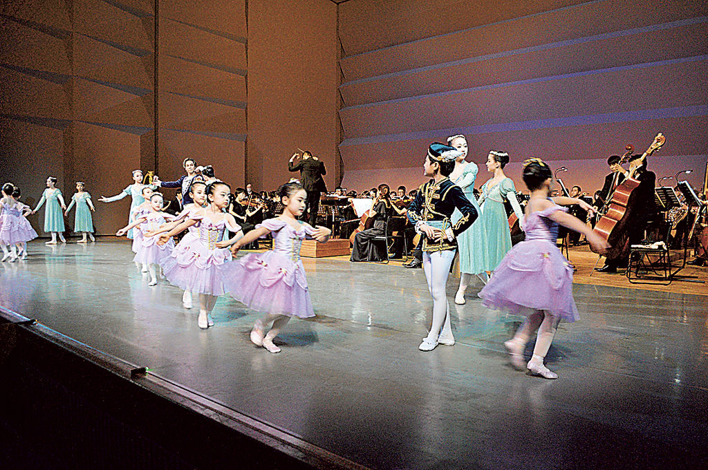 ディズニー音楽やバレエとコラボも 三島フィルがファミリー演奏会 あなたの静岡新聞
