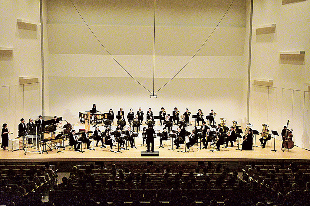 息の合った演奏を披露した浜松交響吹奏楽団のコンサート＝浜松市北区のサーラ音楽ホール