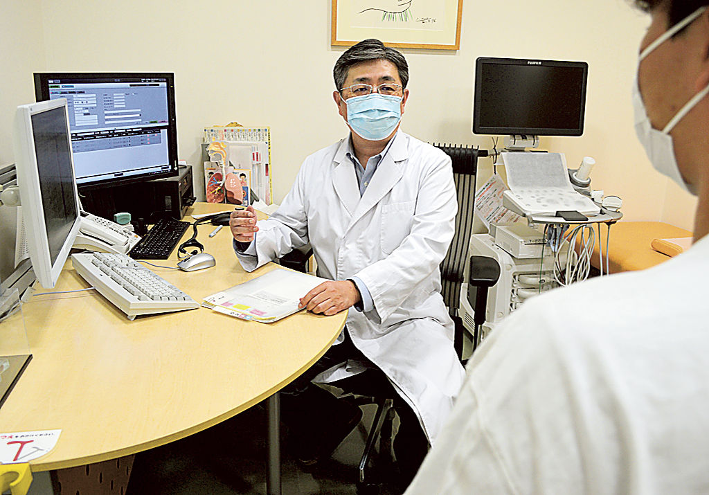 第７波で通常診療や検査に追われた医療機関。インフルエンザとの同時流行に備えは欠かせない＝１９日、静岡市葵区