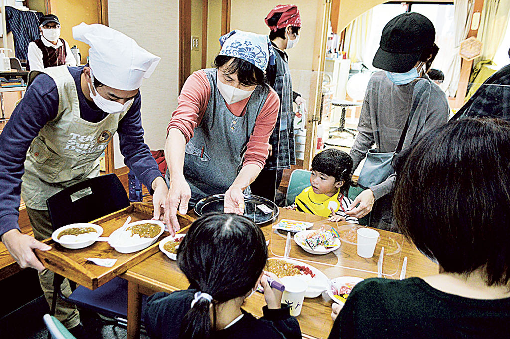 誰でも参加できる風の家の「おいでおいで食堂」＝掛川市緑ケ丘